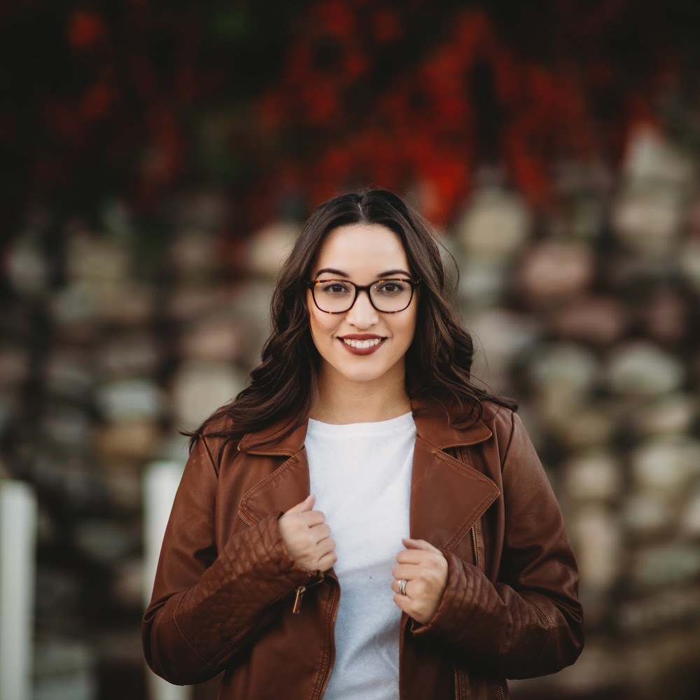 Meet your Posher, Angelica